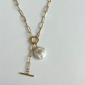 Mia Pearl Necklace